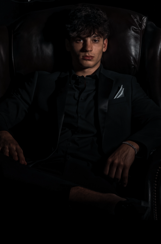 Vincenzo Swen, Lead Web Designer of D&V Ent.